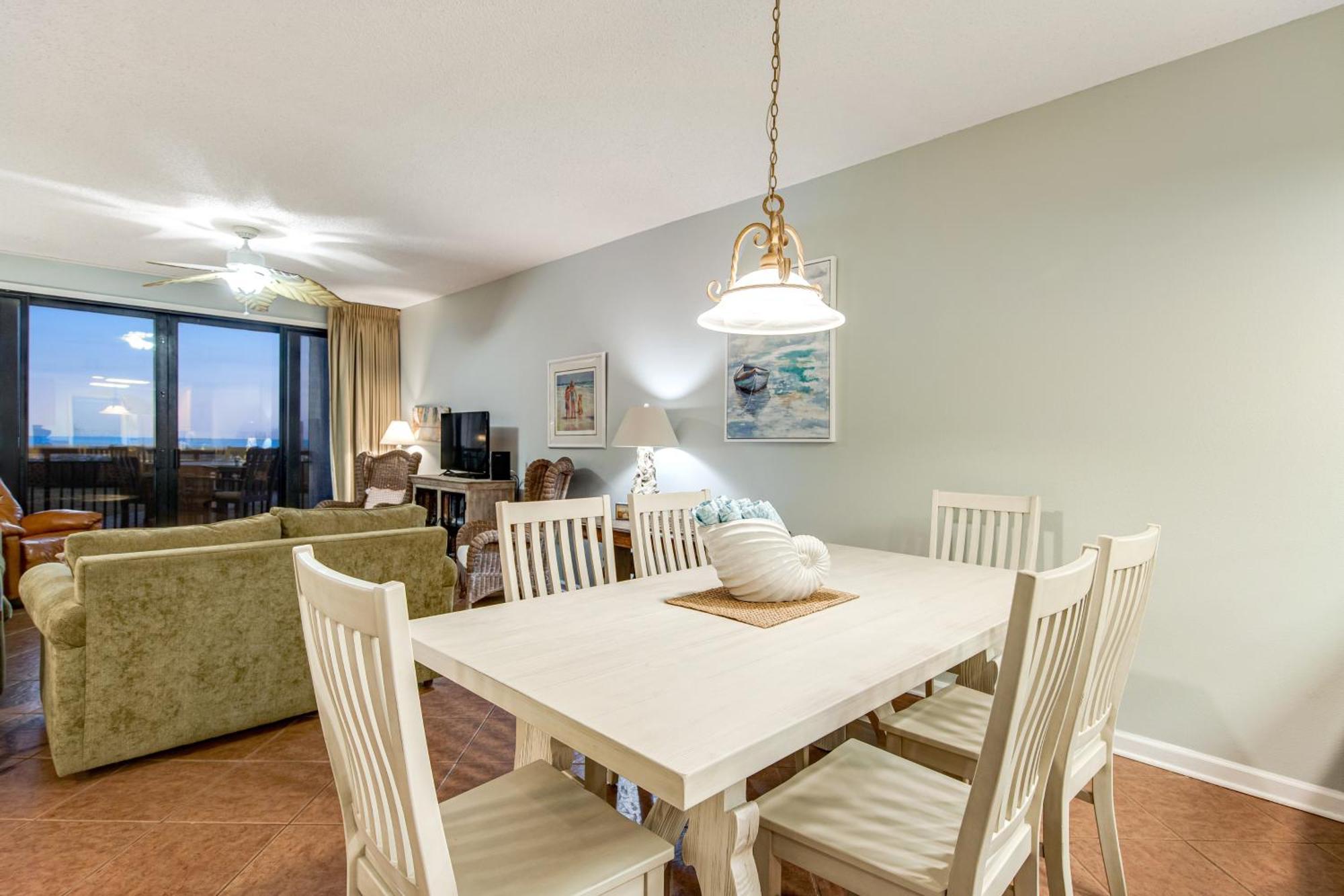 Navarre Towers Condos الغرفة الصورة